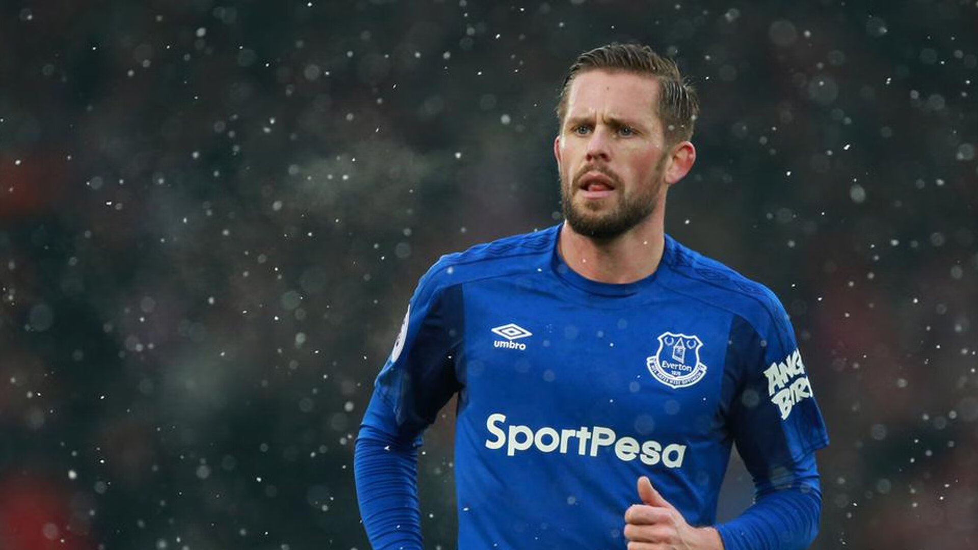 球迷自制“燃爆”短视频：最佳精彩瞬间你看过几个？，自创球员